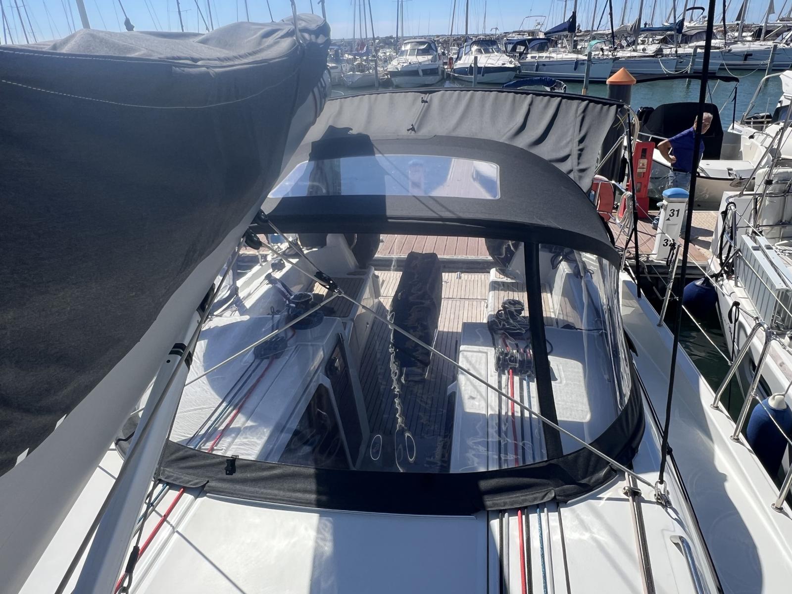 3Jykk_sun_odyssey_380_la_grande_motteimg_6091.jpg