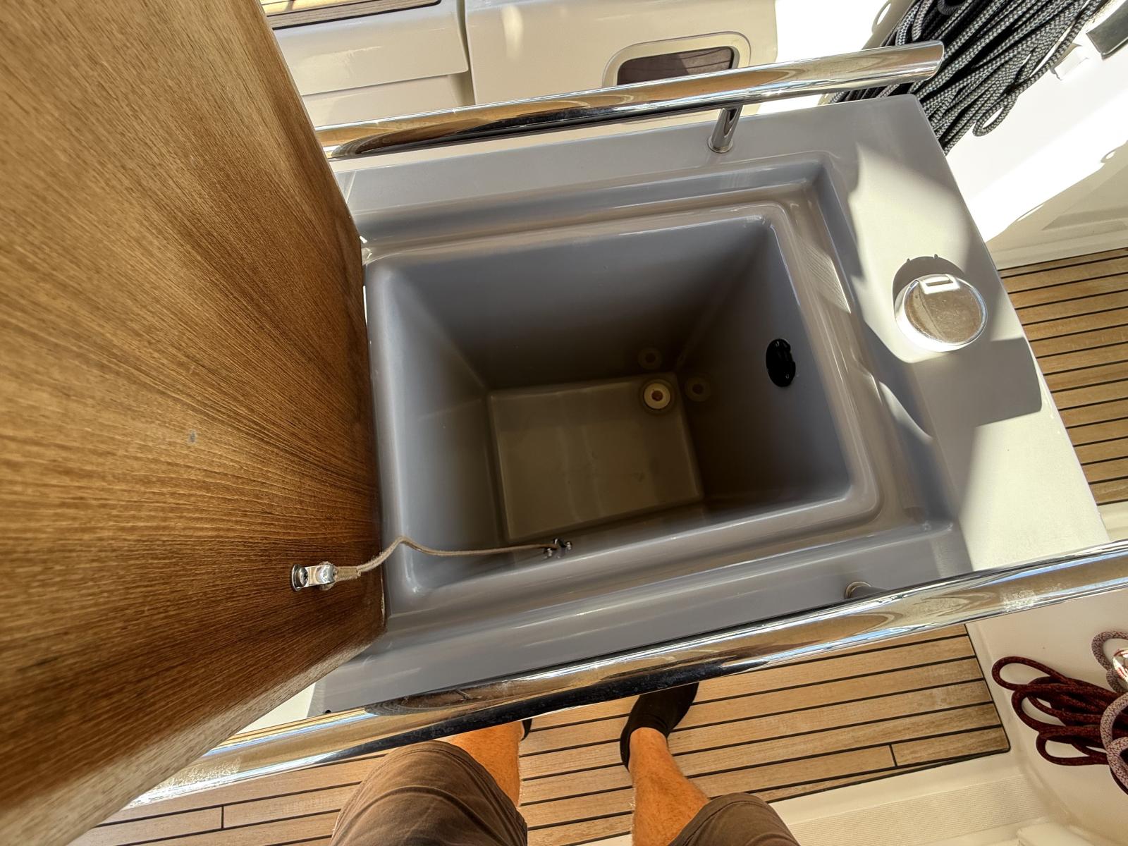 4upUK_oceanis_48_la_grande_motteimg_8489.jpg