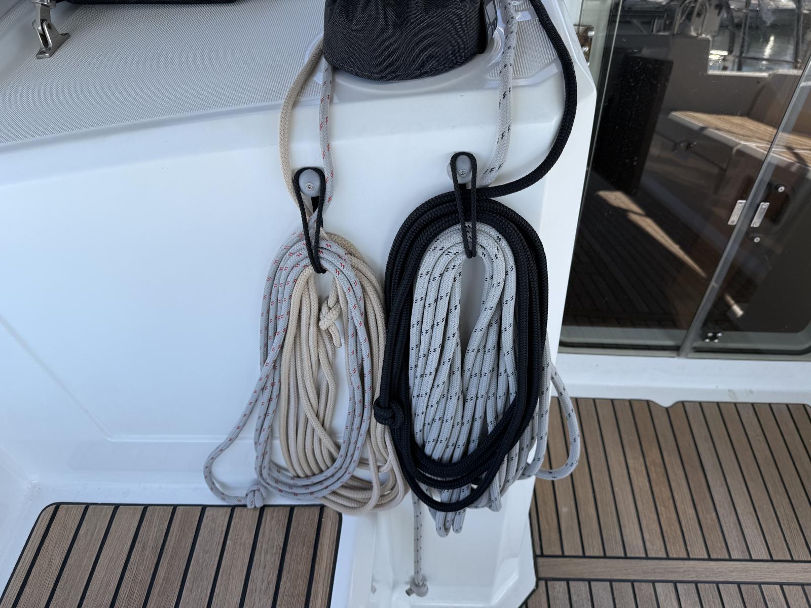 62skB_oceanis_38_la_grande_motteimg_7331.jpg
