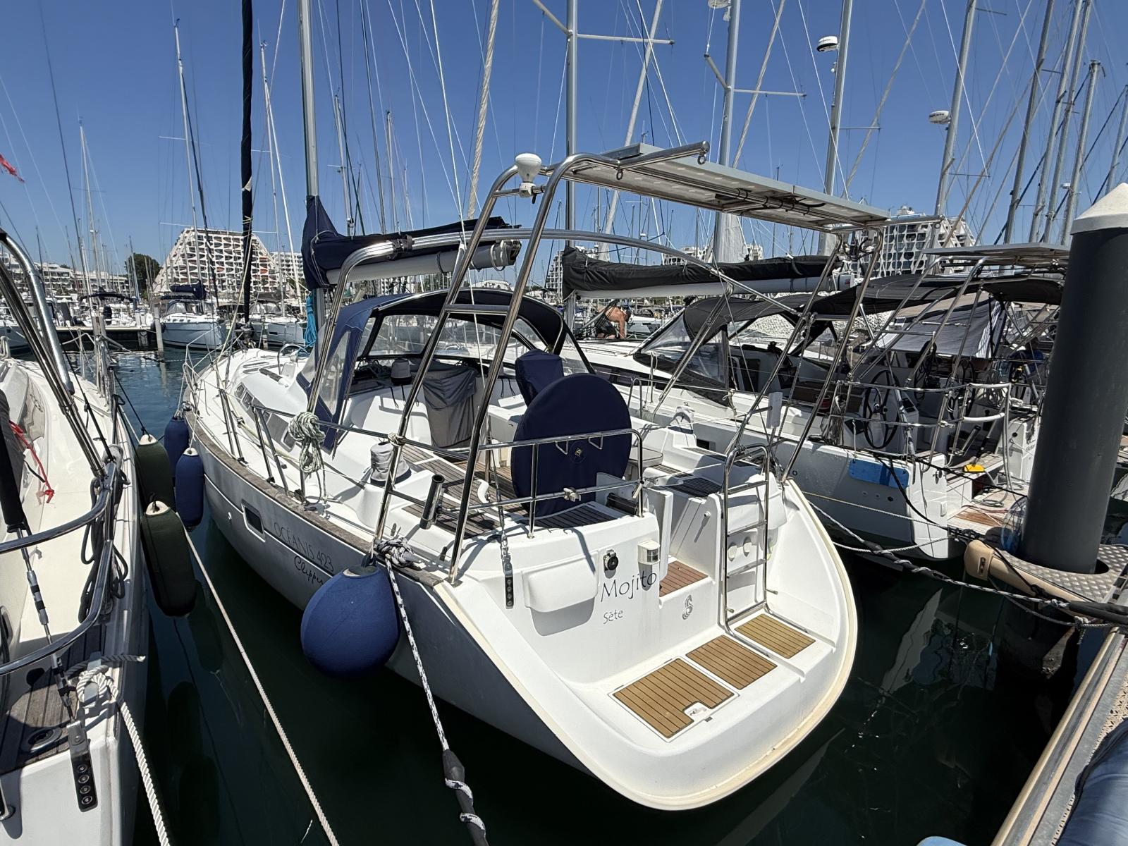7x0JP_beneteau_oceanis_423_la_grande_motteimg_6450.jpg