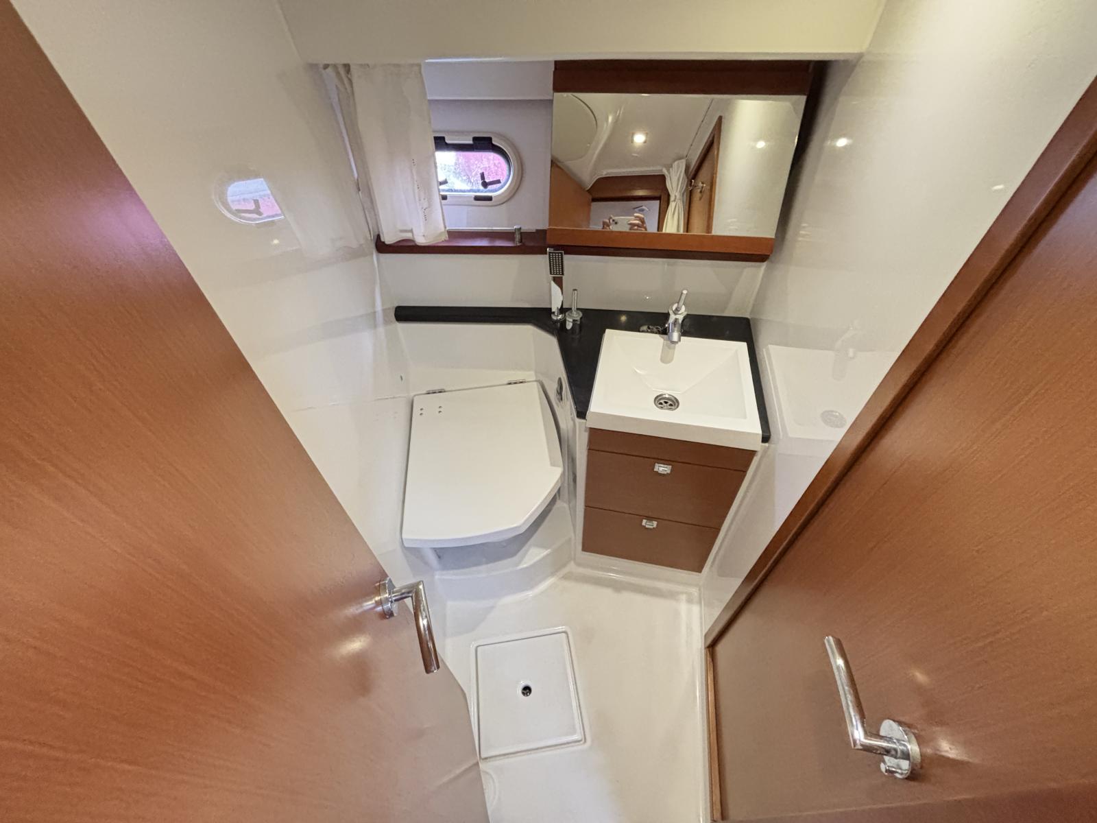 jeanneau_prestige_400_fly_-_la_grande_motte_78_.jpg