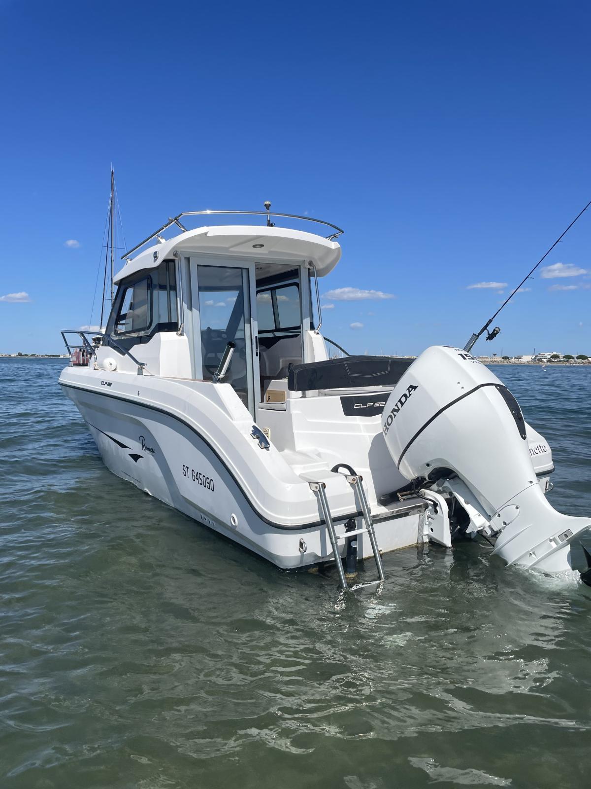 ranieri_22_clf_-_port_camargue_3_.jpg