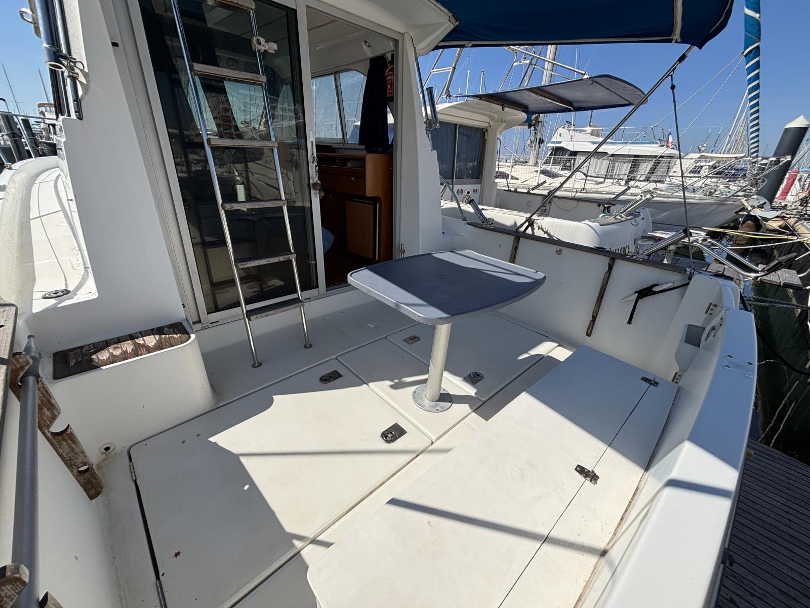 beneteau_antares_serie_9_-_la_grande_motte_16_.jpg