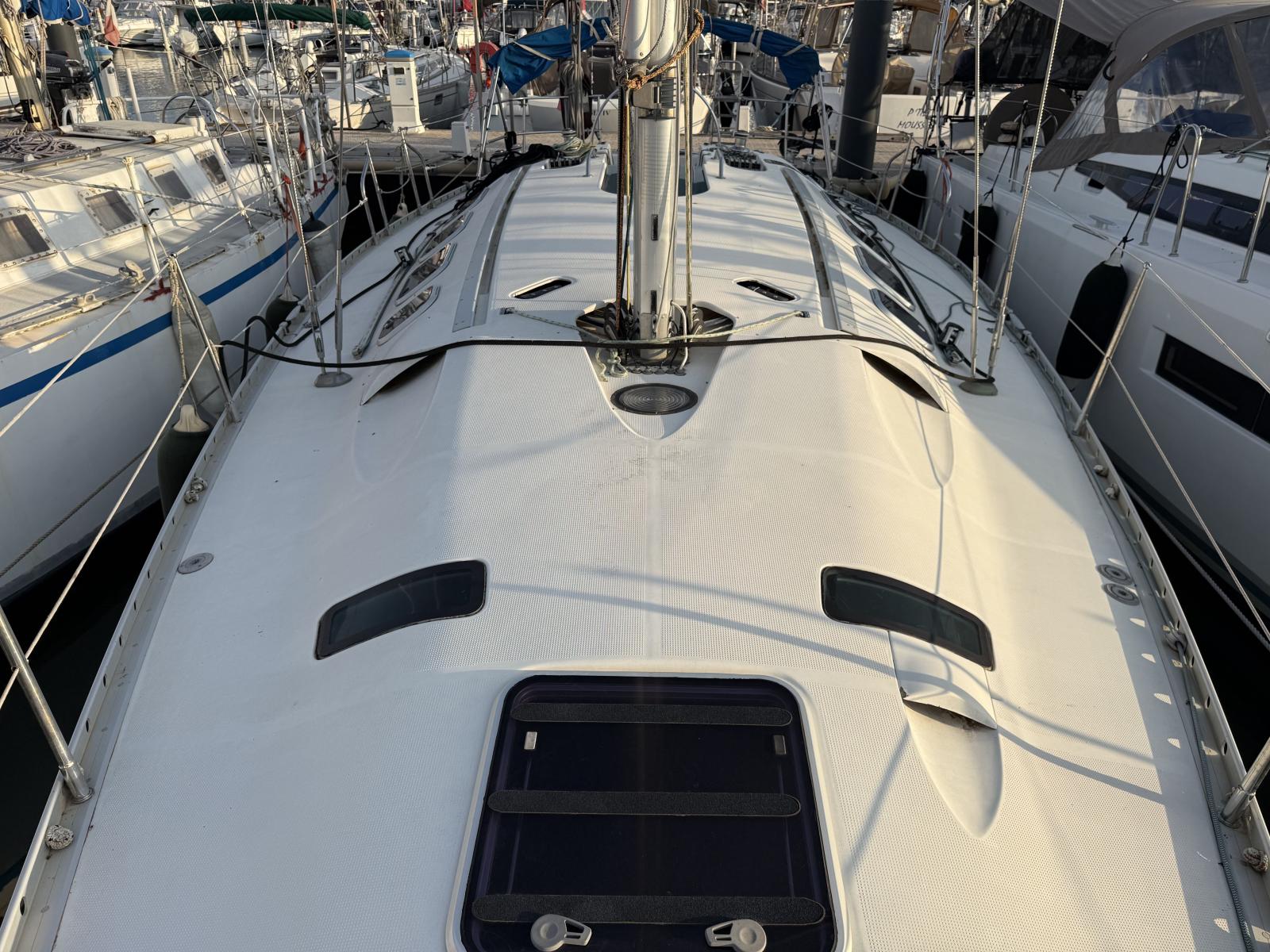 Po6UY_beneteau_first_41s5_la_grande_motteimg_8694.jpg