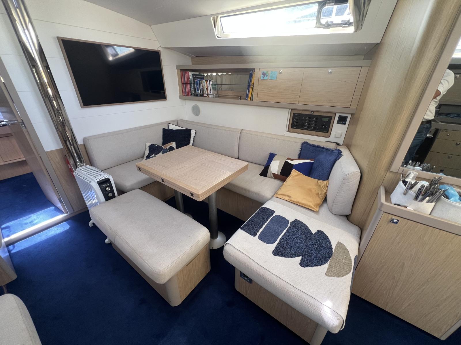 dZNjz_beneteau_oceanis_45_la_grande_motteimg_6017.jpg