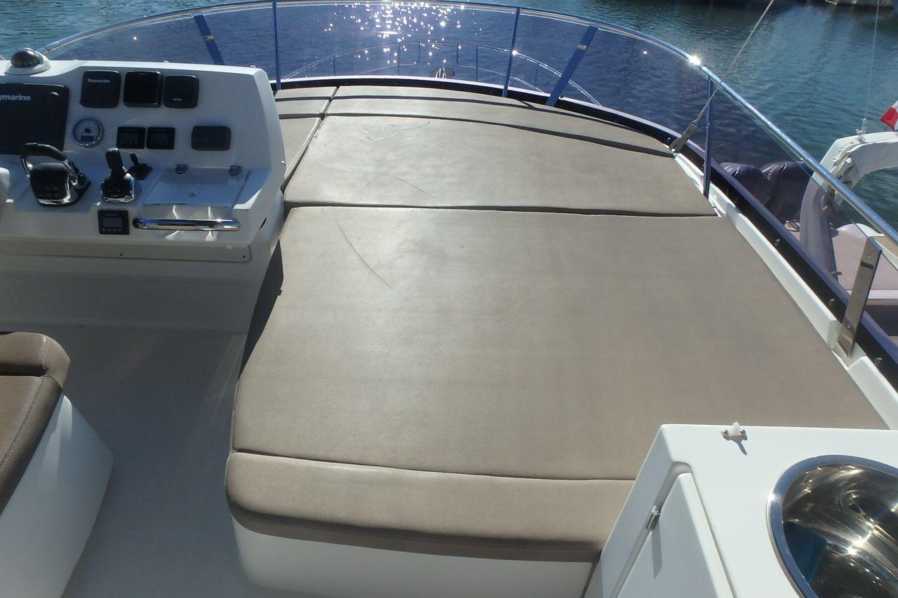 jeanneau_prestige_450_-_port_camargue_36_.jpg