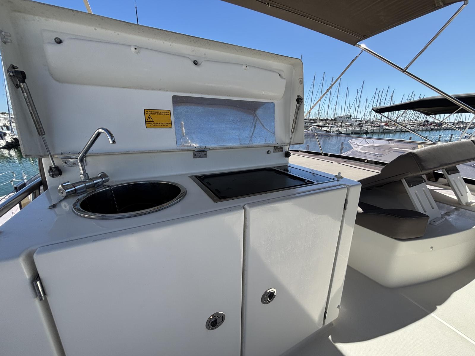 prestige_500_flybridge_-_la_grande_motte_20_.jpg