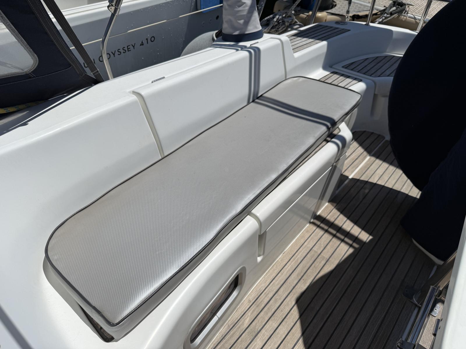 rVLDM_beneteau_oceanis_423_la_grande_motteimg_6465.jpg