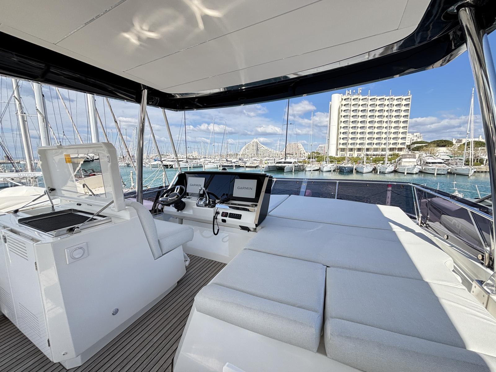 jeanneau_prestige_590_fly_-_la_grande_motte_66_.jpg