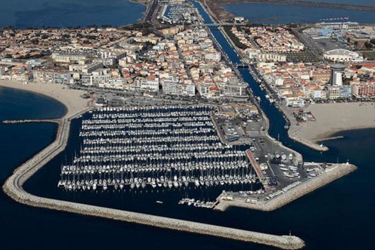 Le port de palavas les flots