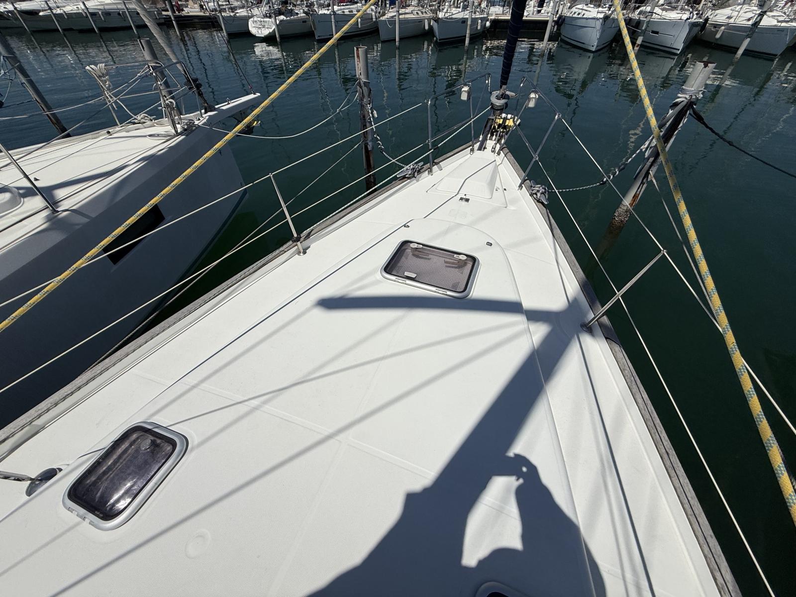 fZRXw_beneteau_oceanis_423_la_grande_motteimg_6456.jpg