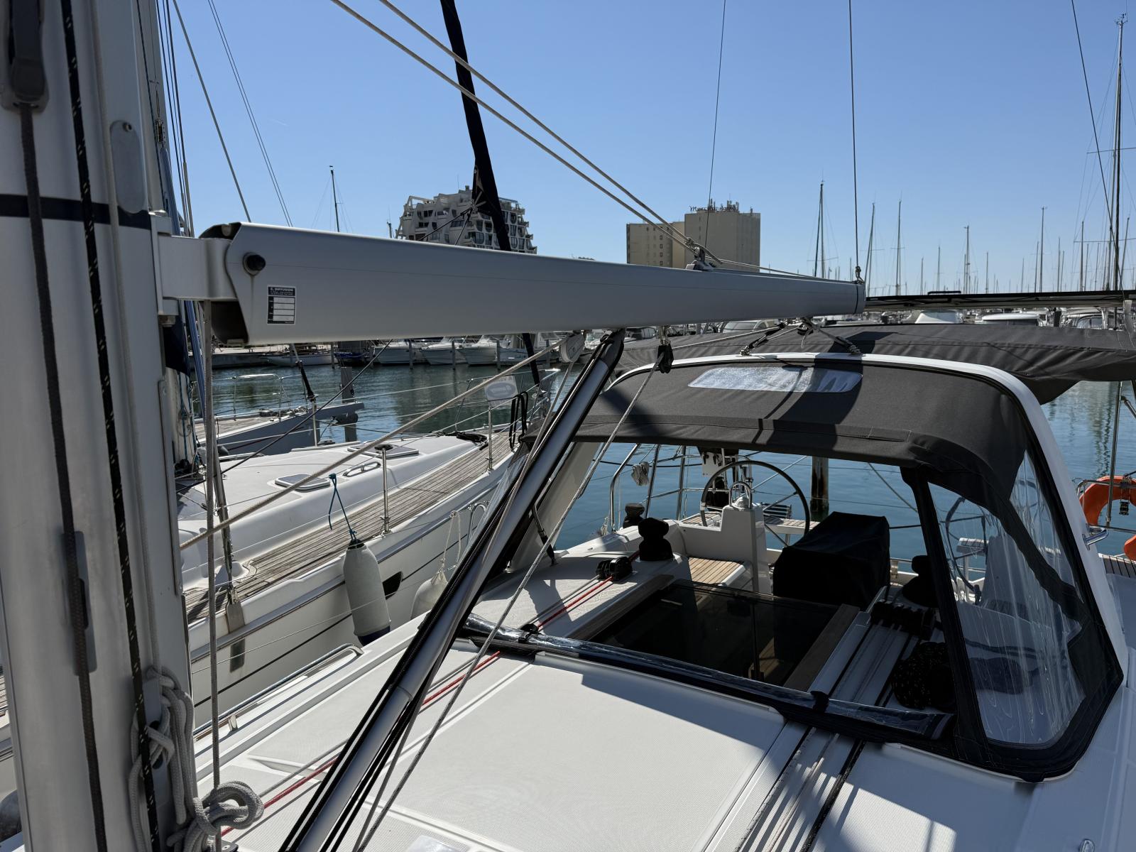 TMbTR_oceanis_38_la_grande_motteimg_7315.jpg