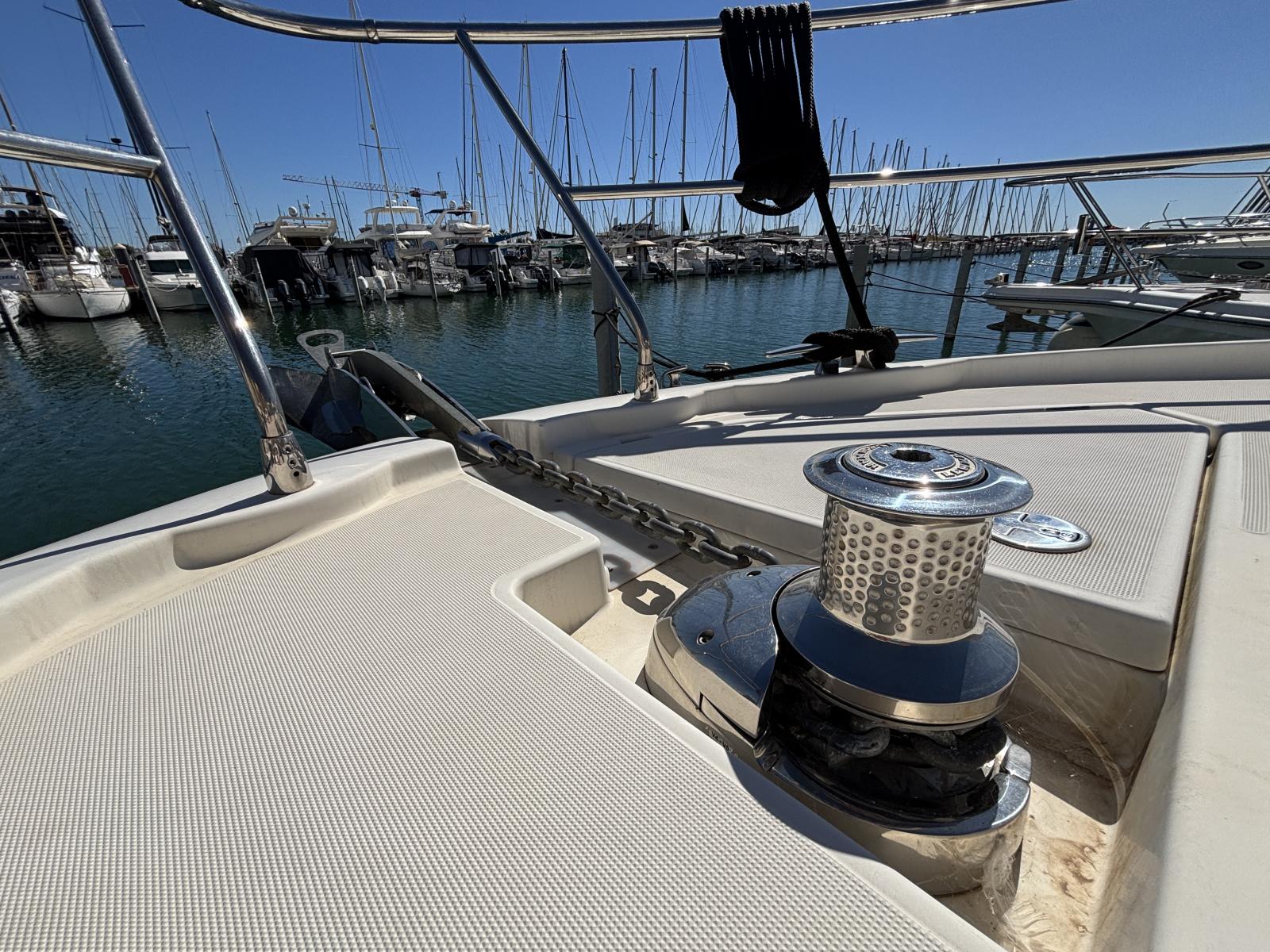 prestige_500_flybridge_-_la_grande_motte_11_.jpg