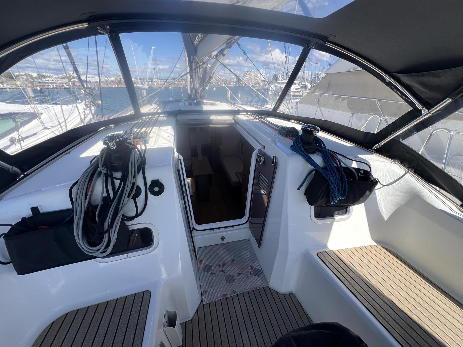 lquFs_sun_odyssey_380_la_grande_motteimg_6094.jpg