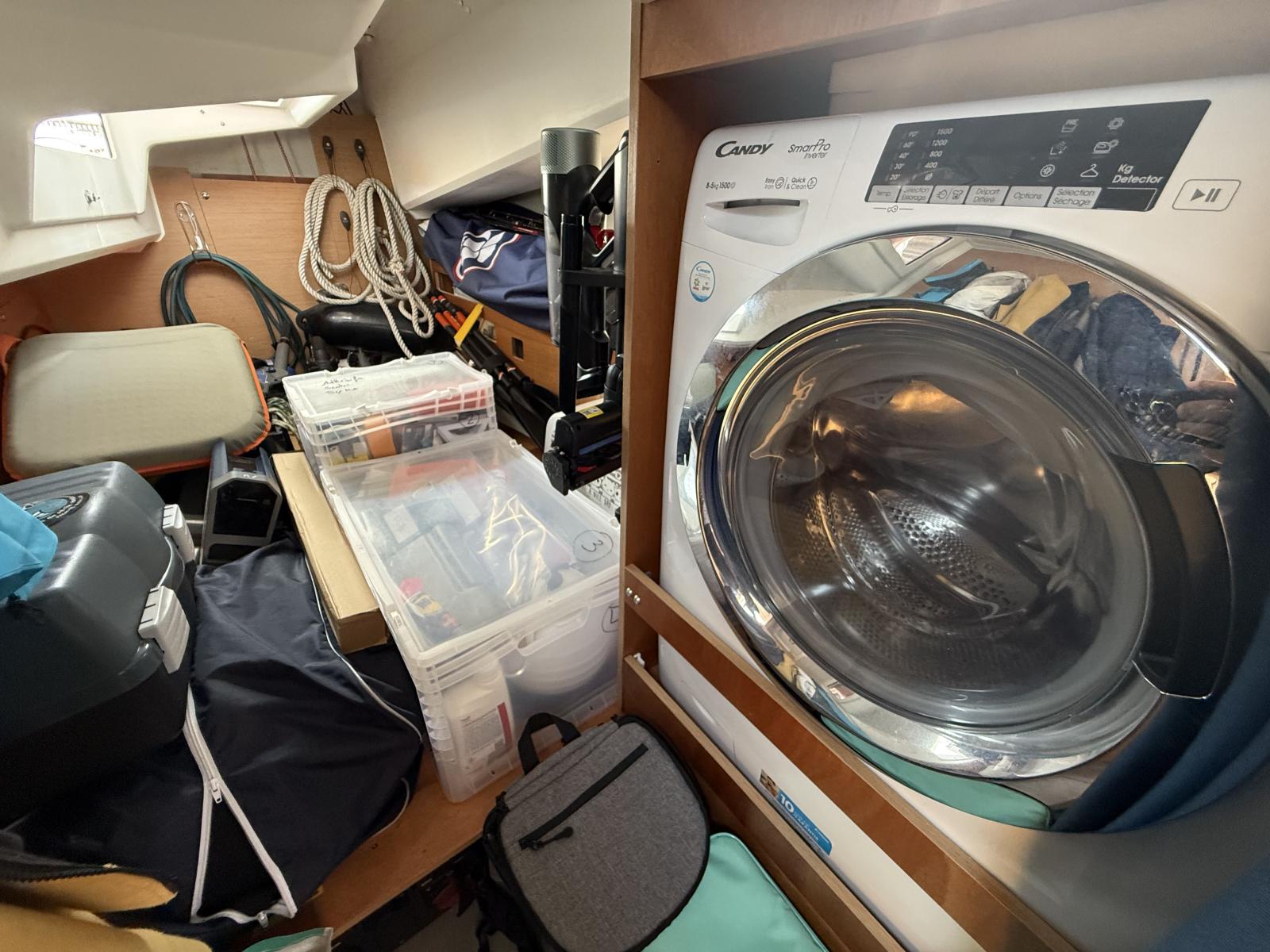 ZwEui_sun_odyssey_410_la_grande_motteimg_7590.jpg
