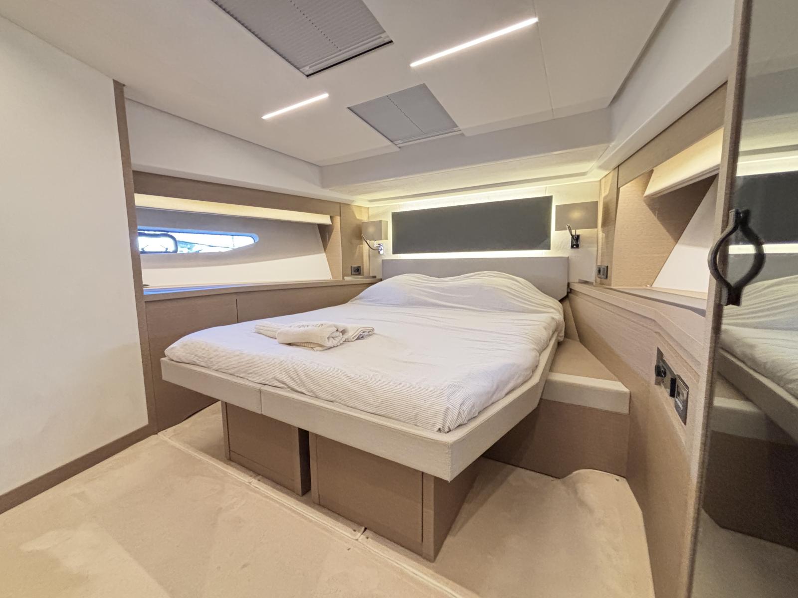 jeanneau_prestige_590_fly_-_la_grande_motte_25_.jpg