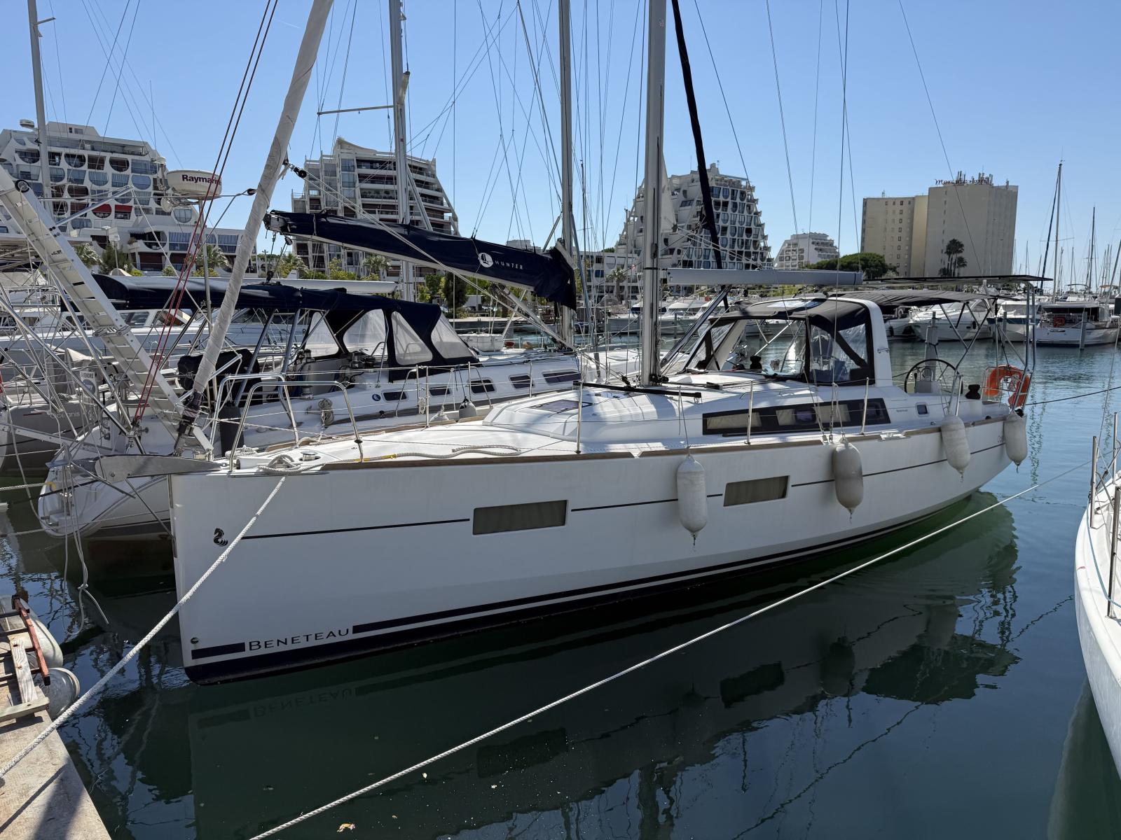 LAJJf_oceanis_38_la_grande_motteimg_7309.jpg