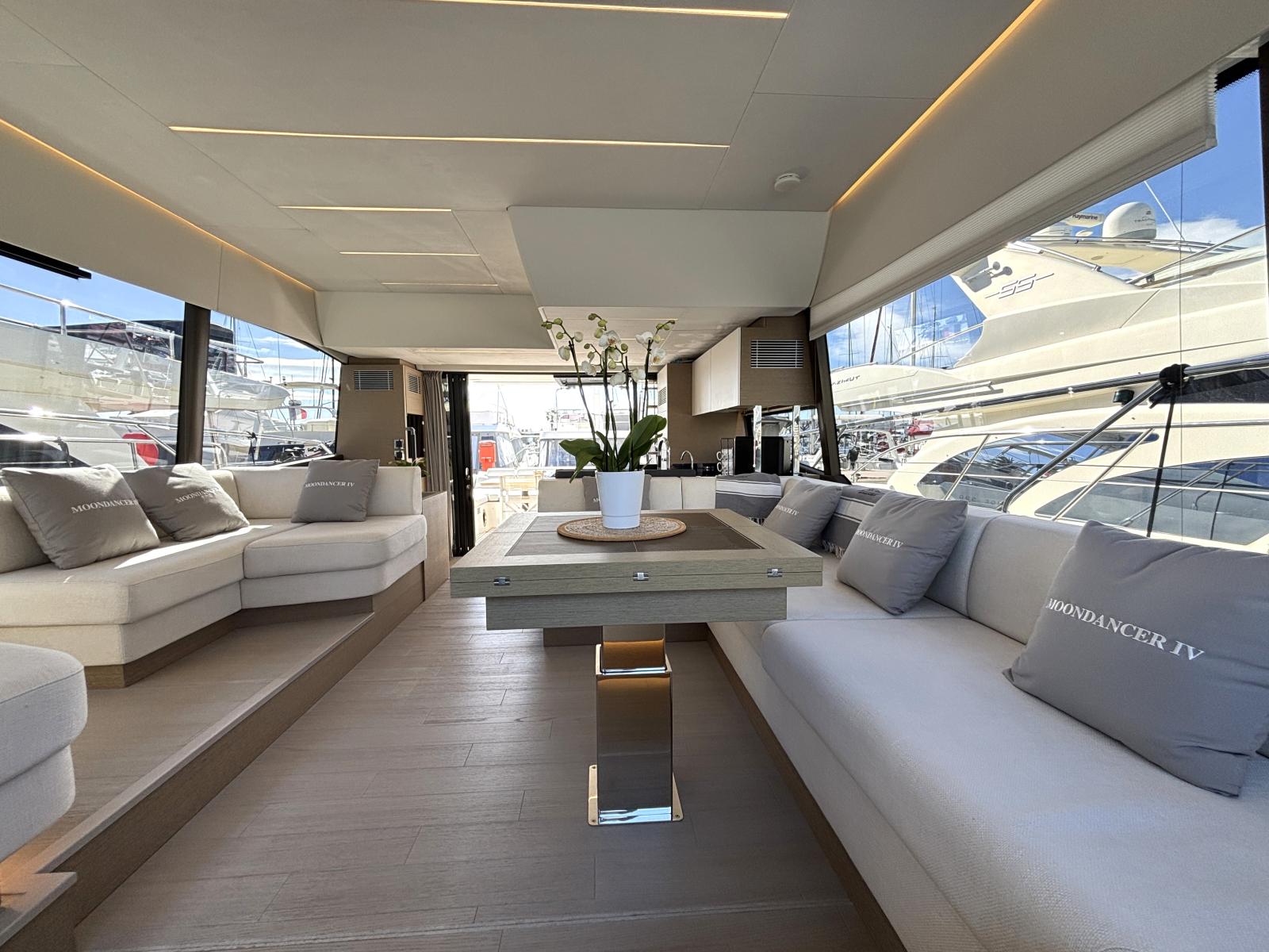 jeanneau_prestige_590_fly_-_la_grande_motte_11_.jpg