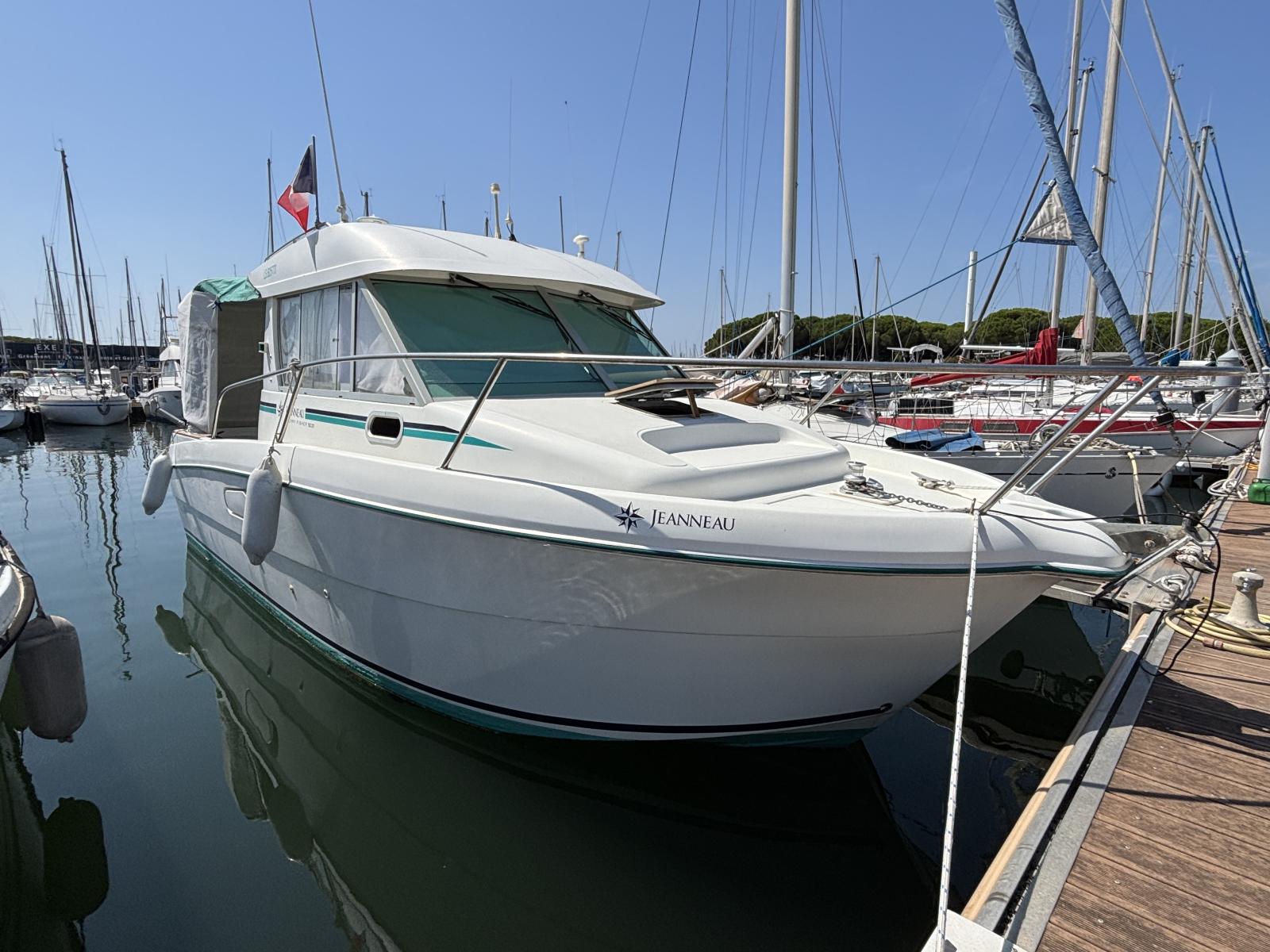 jeanneau_merry_fisher_750_cr_-_port_camargue_43_.jpg