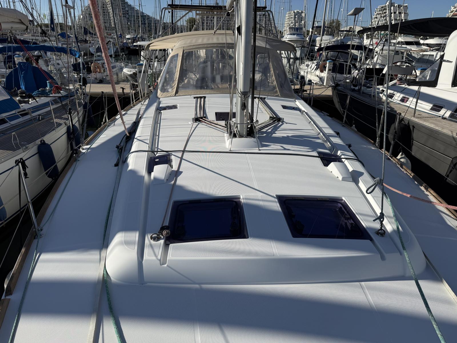 mePGY_oceanis_48_la_grande_motteimg_8469.jpg