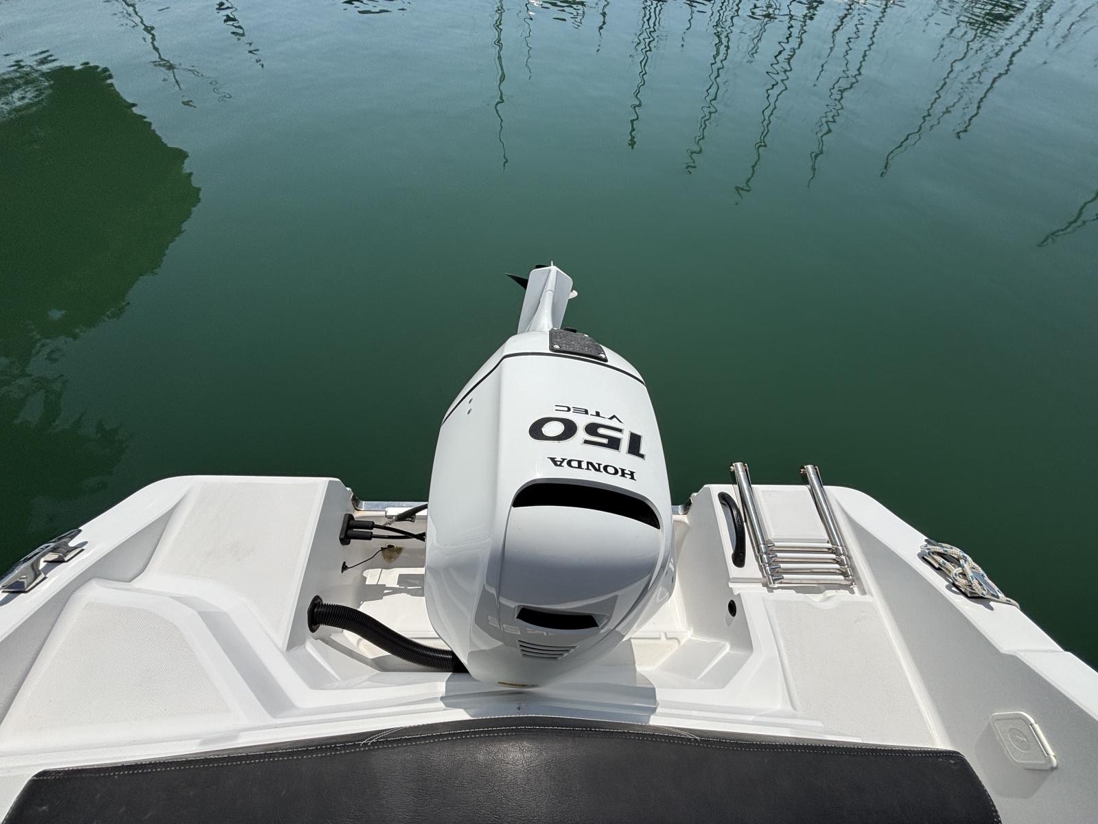 ranieri_22_clf_-_port_camargue_6_.jpg