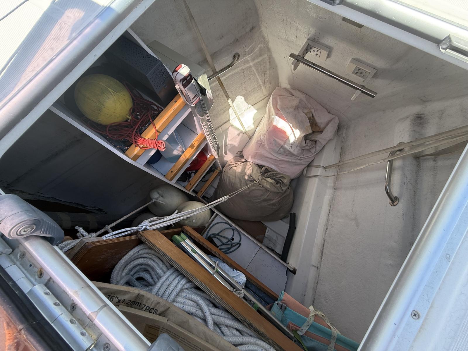 PlspW_jeanneau_yacht_53_la_grande_motteimg_7190.jpg