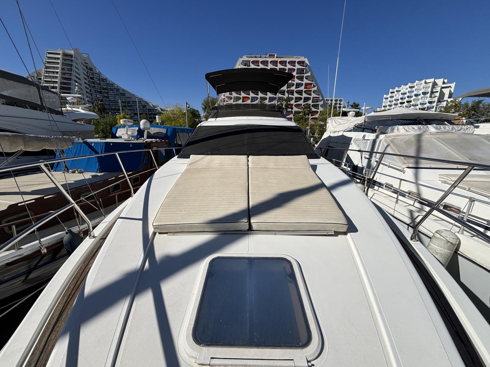 azimut_50_-_la_grande_motte_25_.jpg
