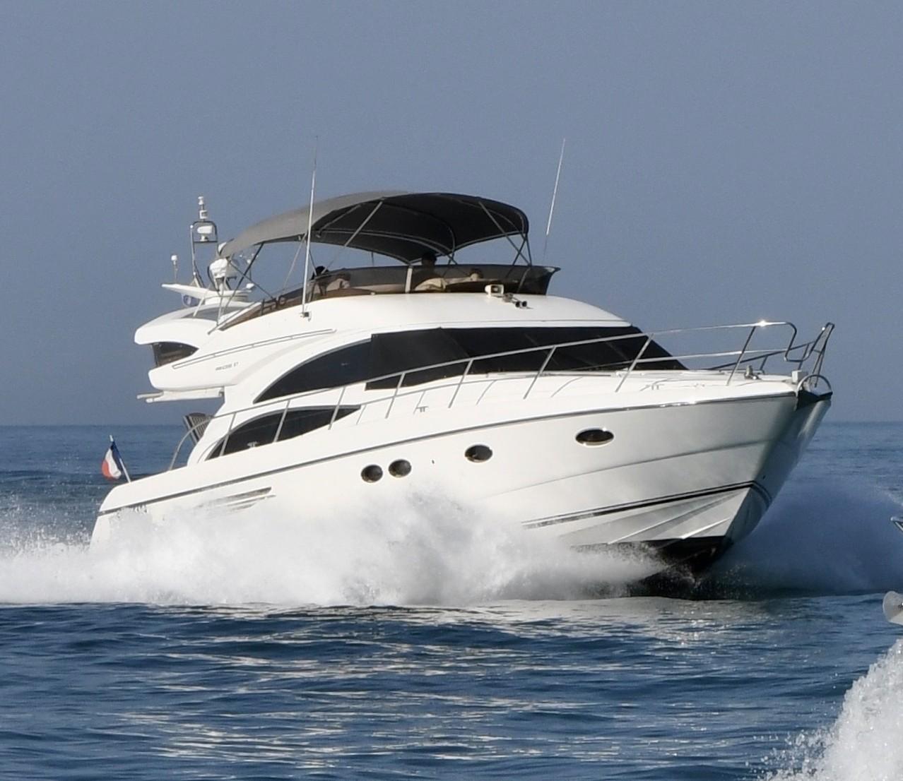 princess_57_fly_-_la_grande_motte_2_.jpg