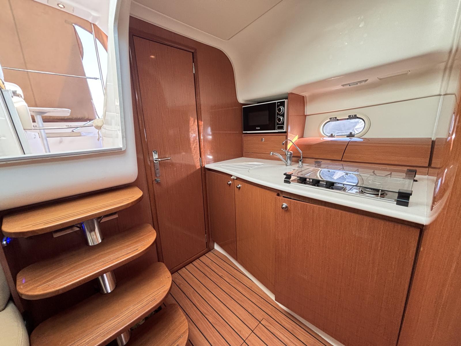 jeanneau_prestige_34_-_palavas_5_.jpg