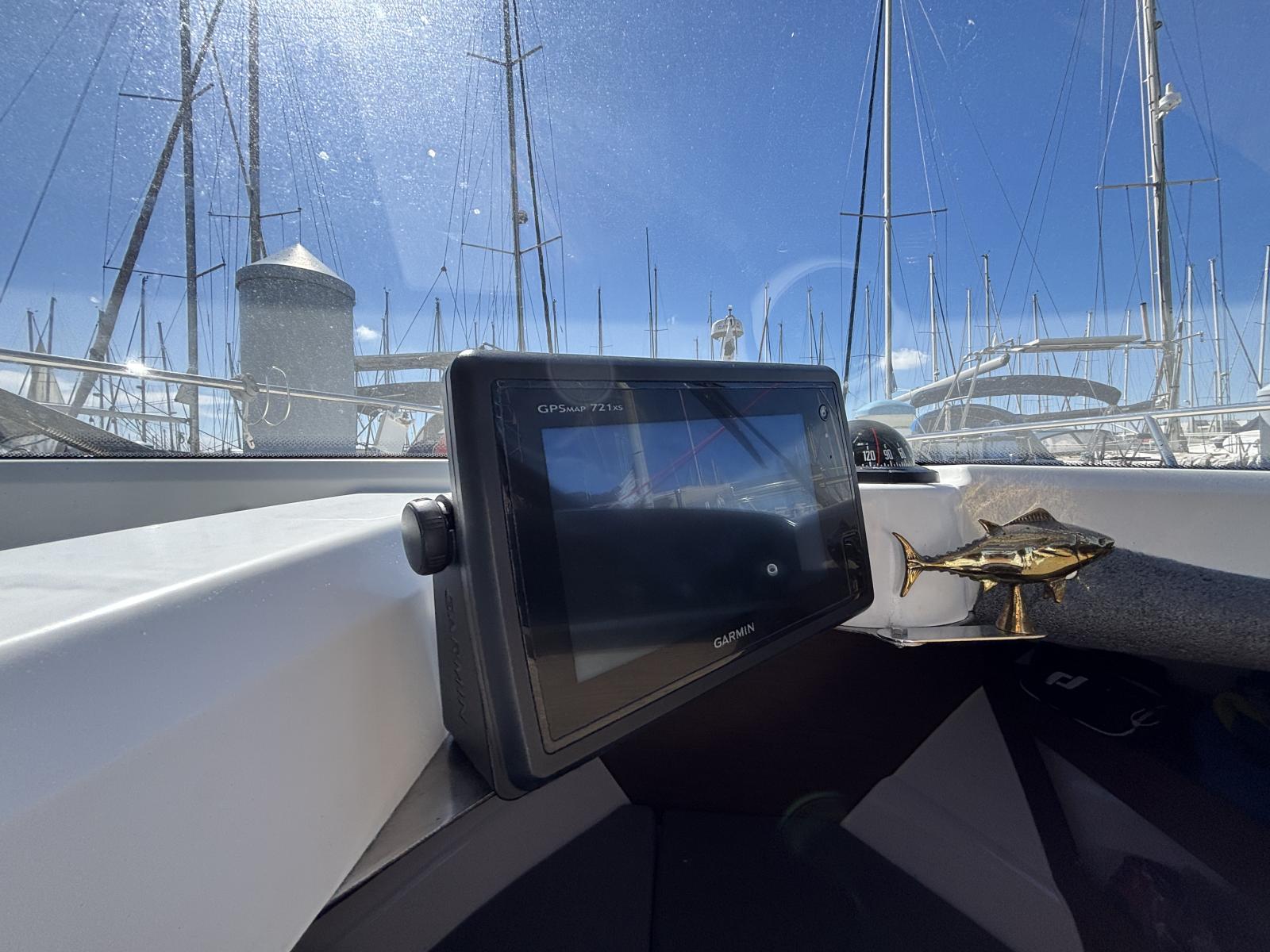 jeanneau_merry_fisher_795_-_port_camargue_8_.jpg
