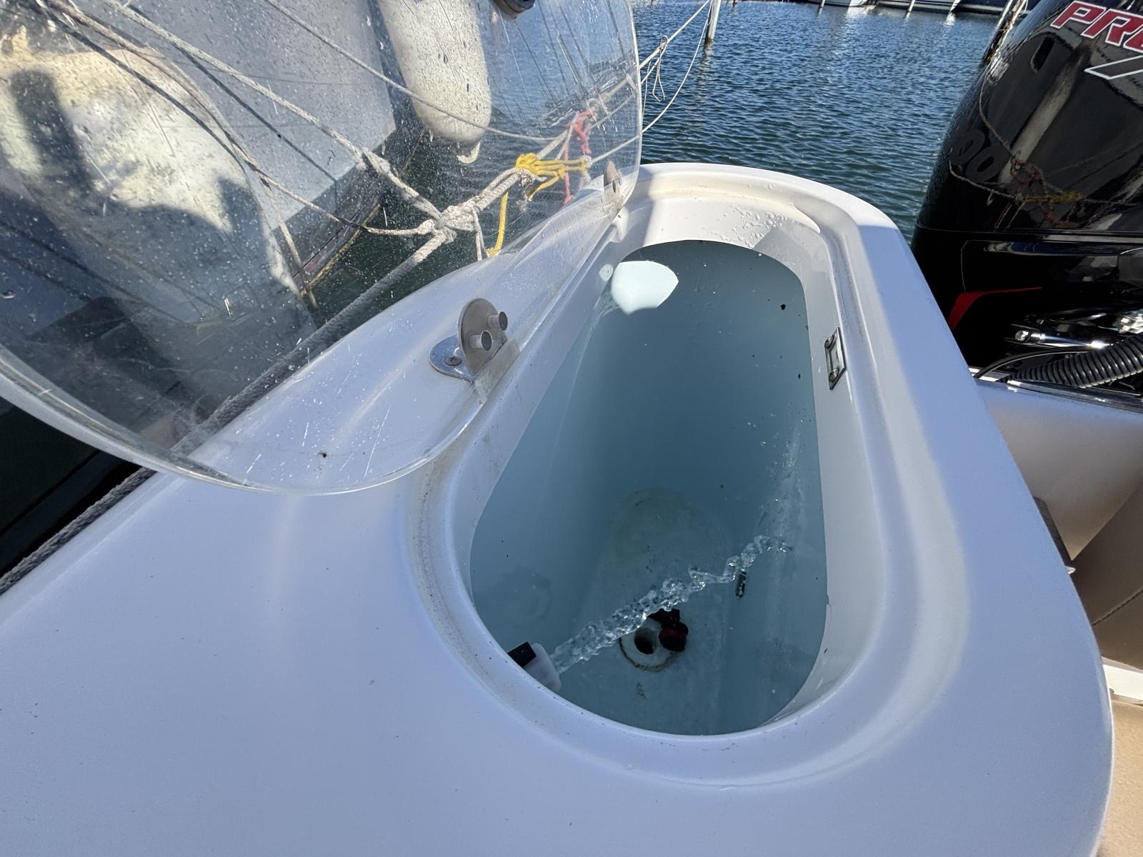 key_west_244_cc_blue_water_-_port_camargue_61_.jpg