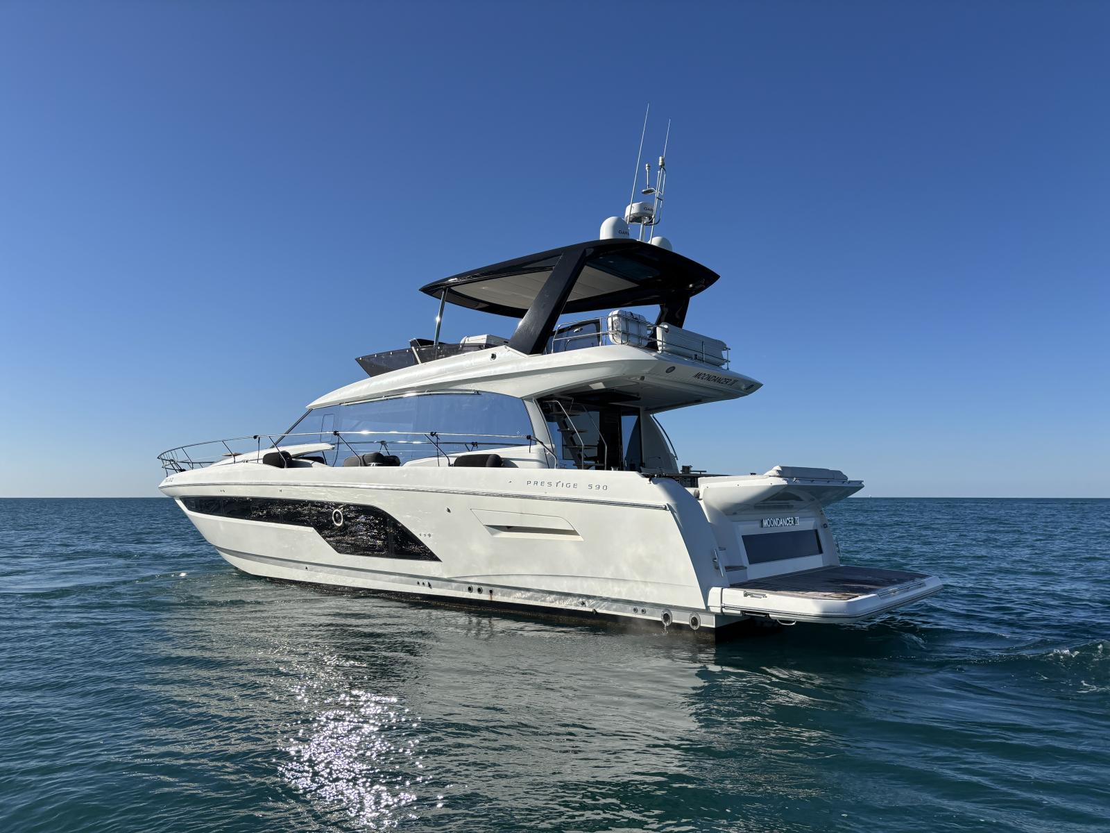 jeanneau_prestige_590_fly_-_la_grande_motte_72_.jpg