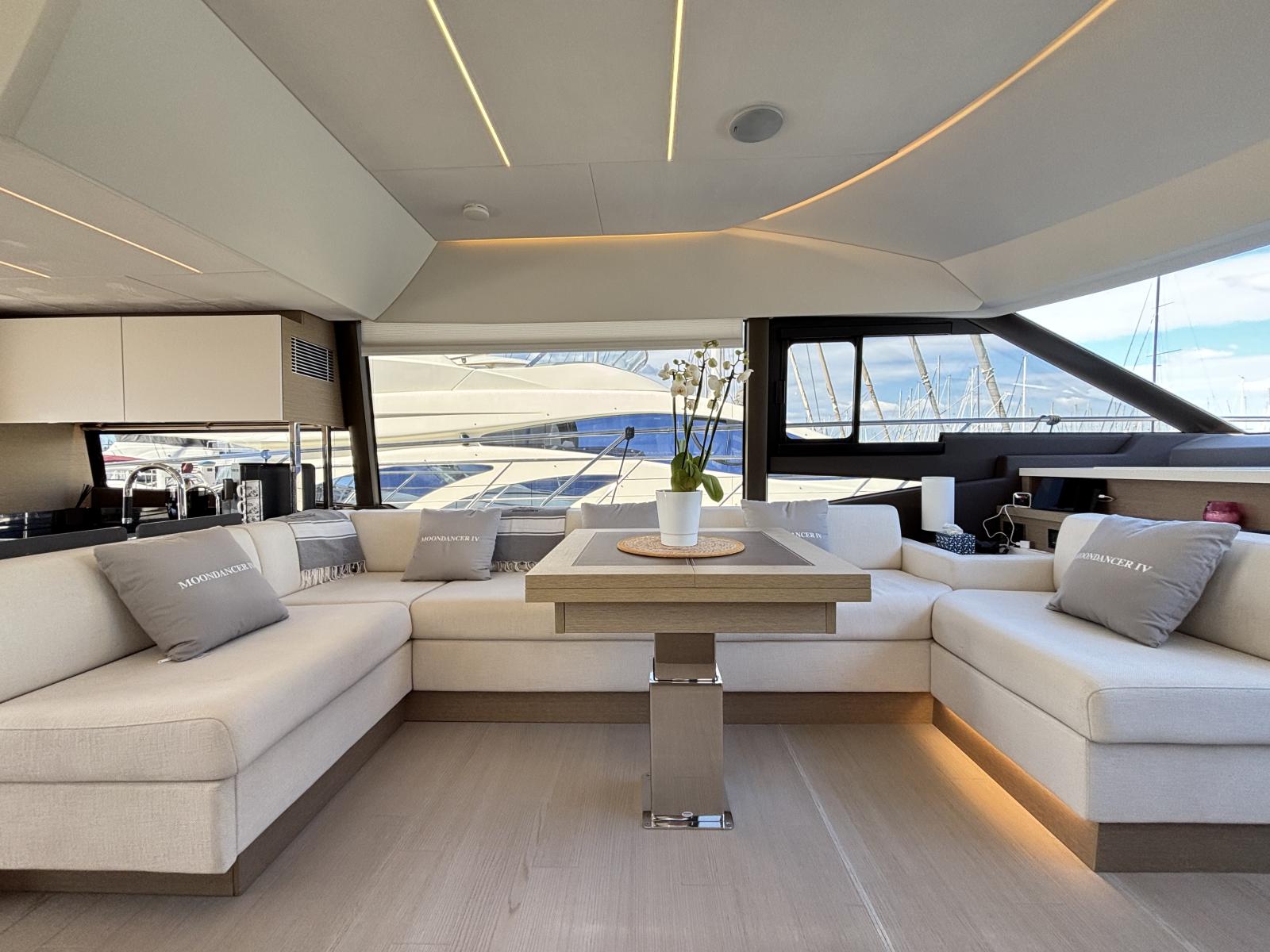 jeanneau_prestige_590_fly_-_la_grande_motte_13_.jpg