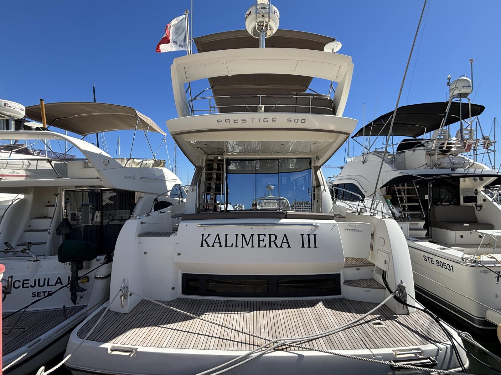 prestige_500_flybridge_-_la_grande_motte_1_.jpg