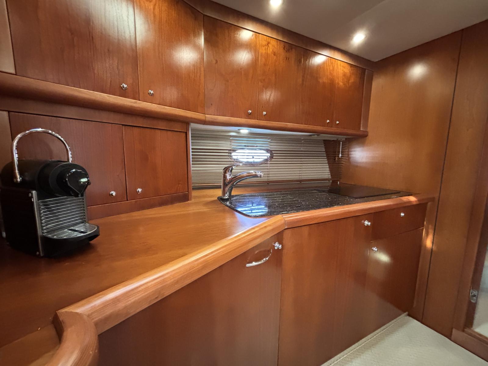sunseeker_53_portofino_-_la_grande_motte_32_.jpg