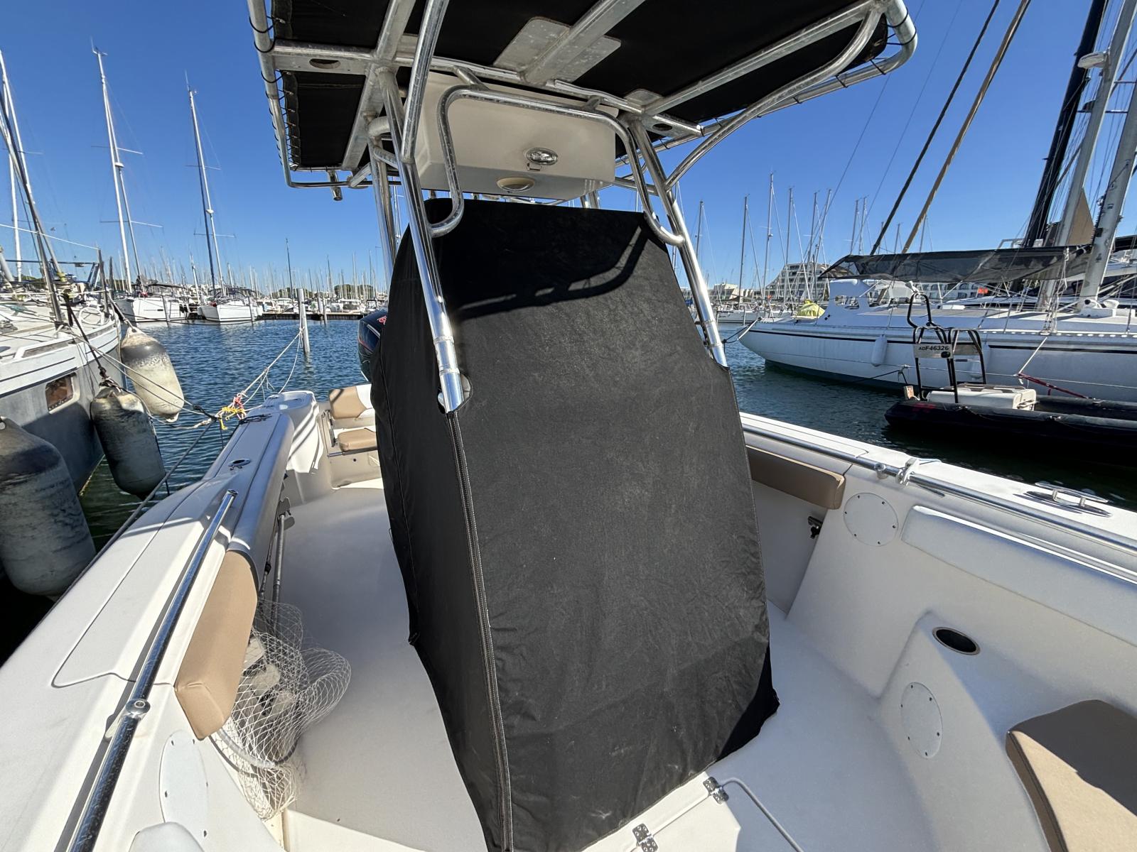 key_west_244_cc_blue_water_-_port_camargue_17_.jpg