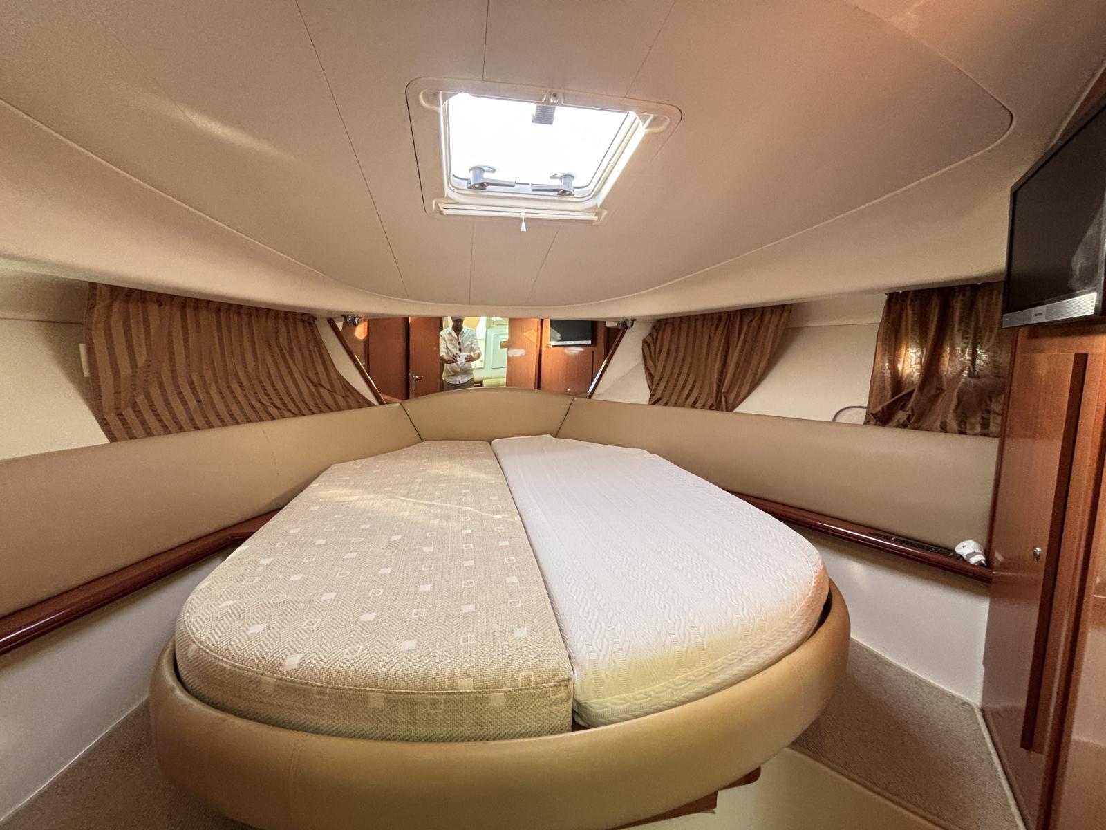 jeanneau_prestige_34_-_palavas_3_.jpg