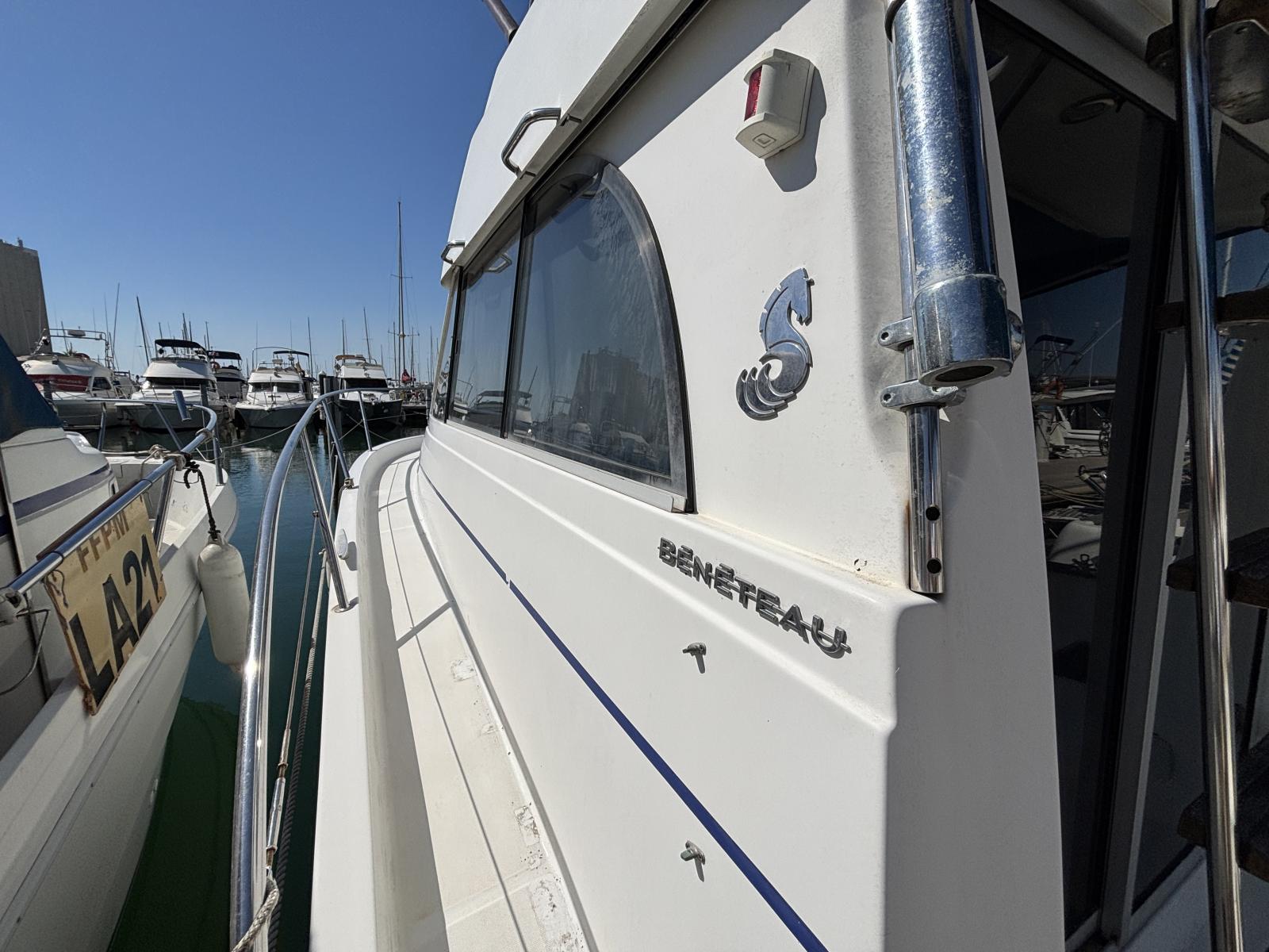 beneteau_antares_serie_9_-_la_grande_motte_10_.jpg