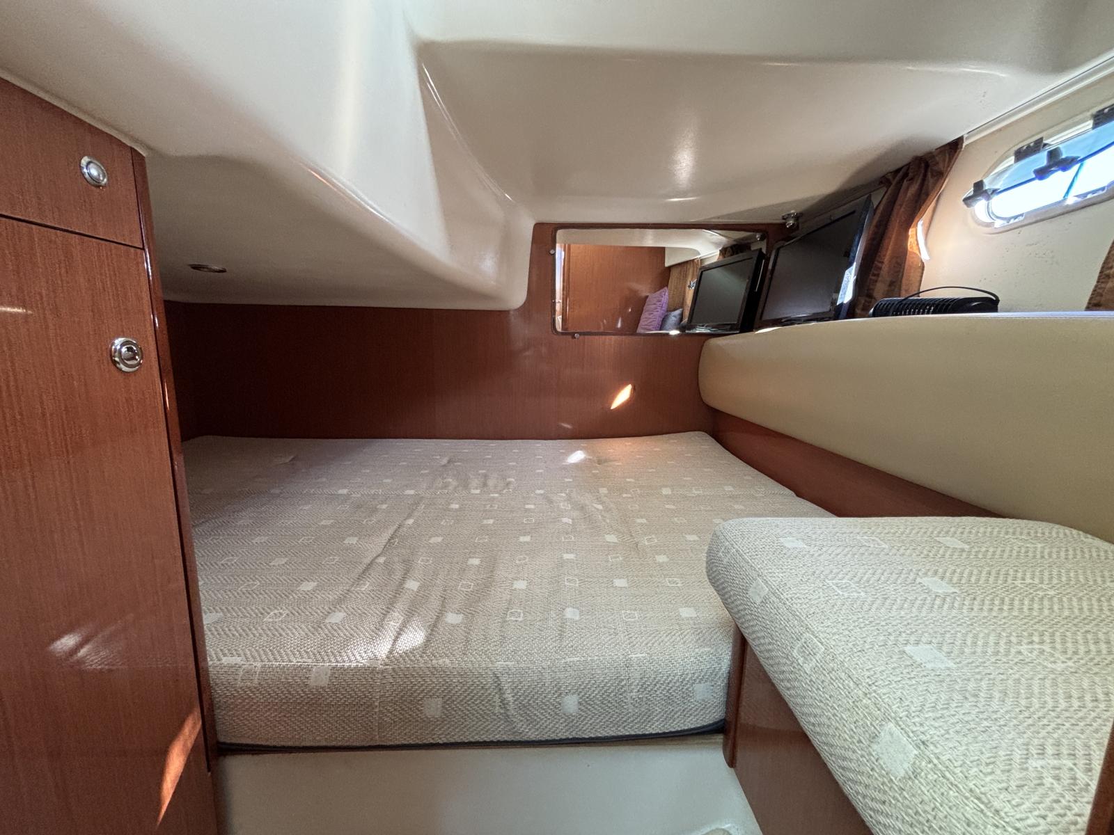 jeanneau_prestige_34_-_palavas_33_.jpg