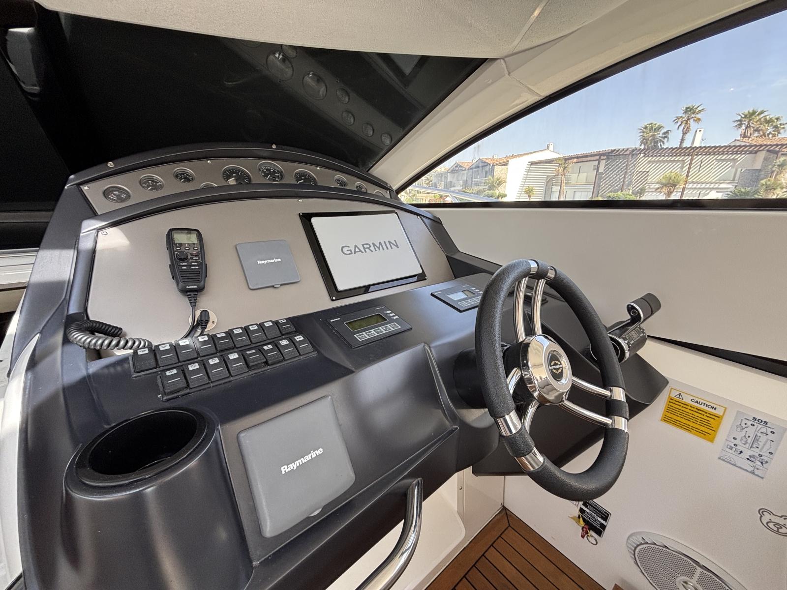sunseeker_53_portofino_-_la_grande_motte_17_.jpg