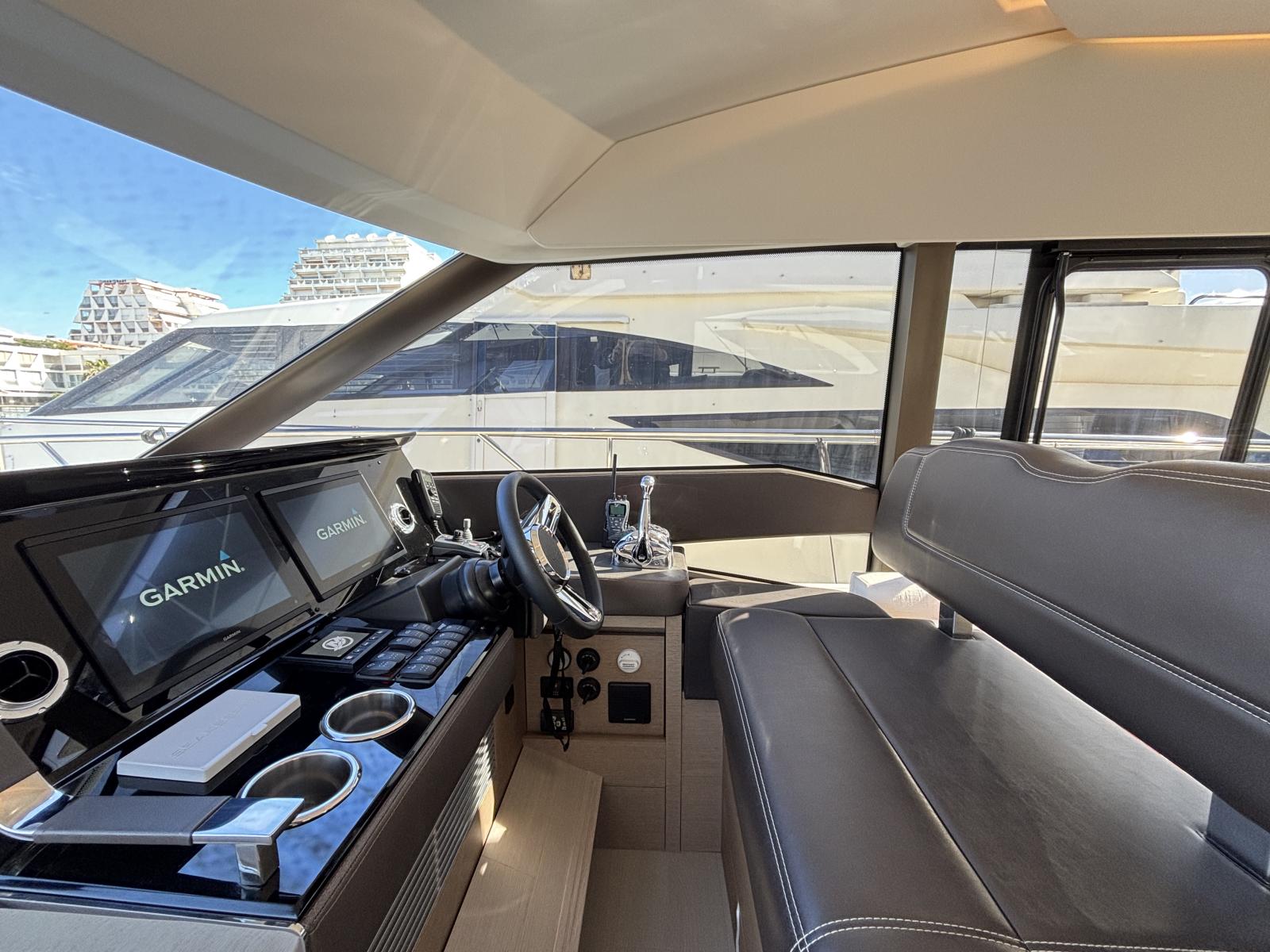 jeanneau_prestige_590_fly_-_la_grande_motte_7_.jpg