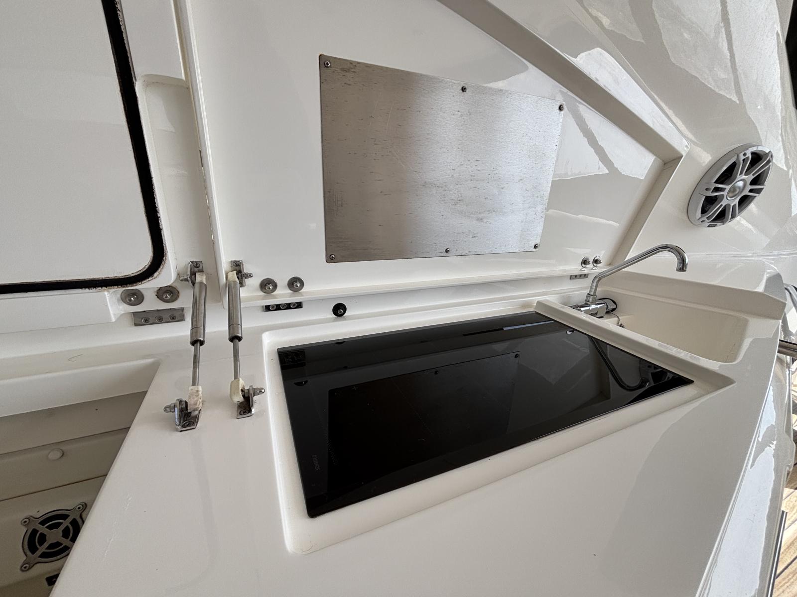sunseeker_53_portofino_-_la_grande_motte_53_.jpg
