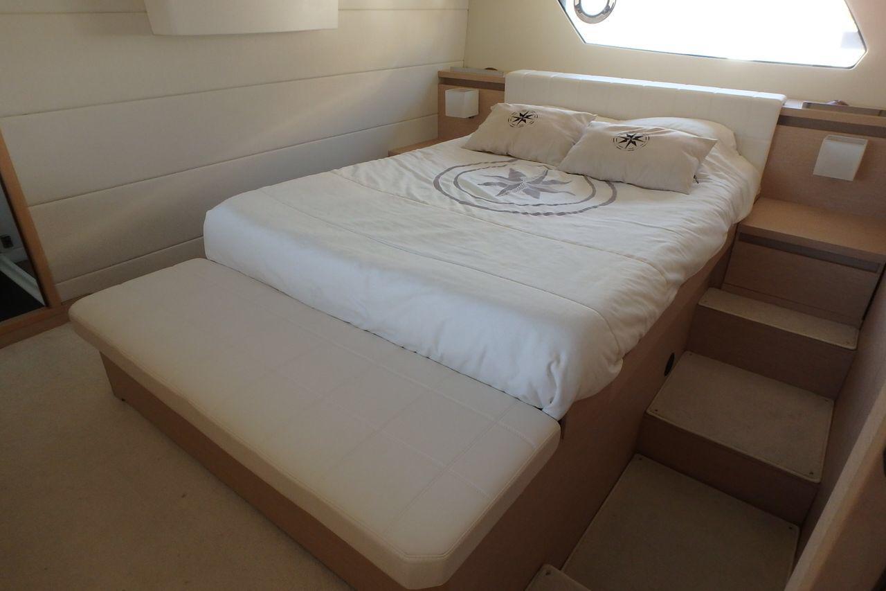 jeanneau_prestige_450_-_port_camargue_14_.jpg