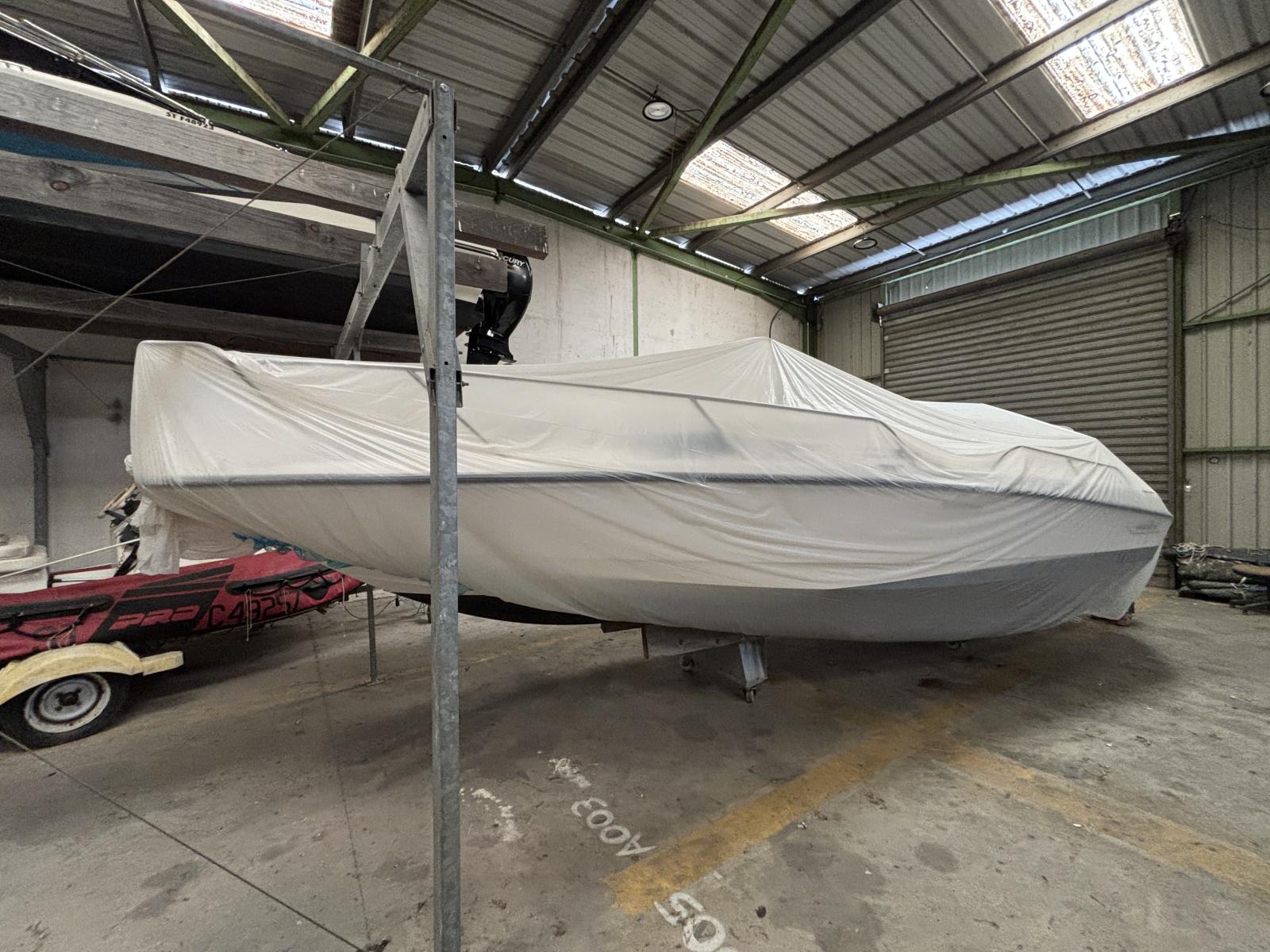 boston_whaler_230_dauntless_-_la_grande_motte_24_.jpg