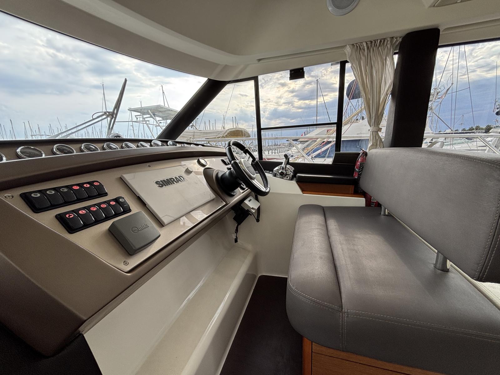 jeanneau_prestige_400_fly_-_la_grande_motte_63_.jpg