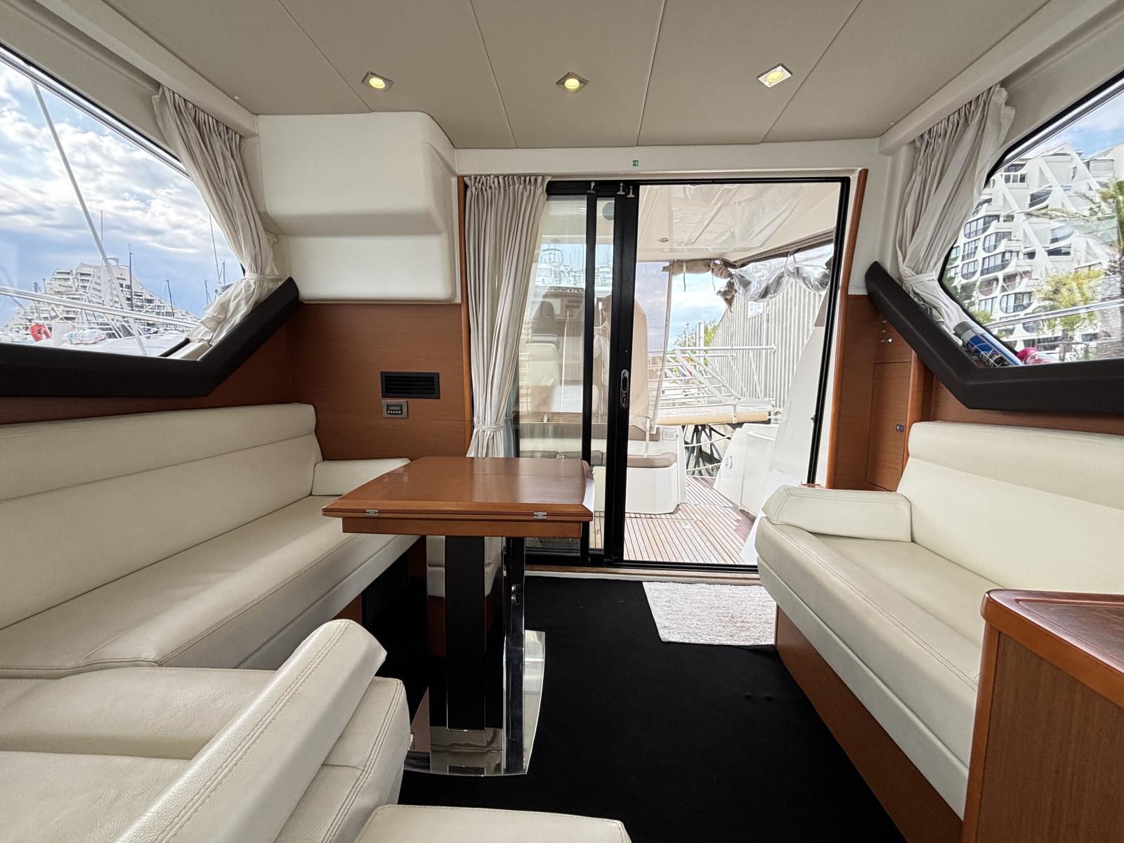 jeanneau_prestige_400_fly_-_la_grande_motte_71_.jpg