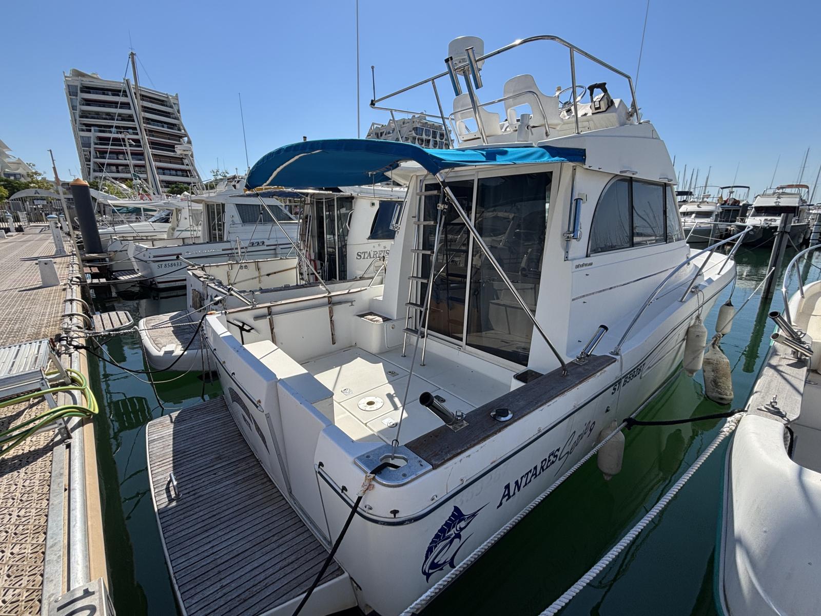 beneteau_antares_serie_9_-_la_grande_motte_4_.jpg