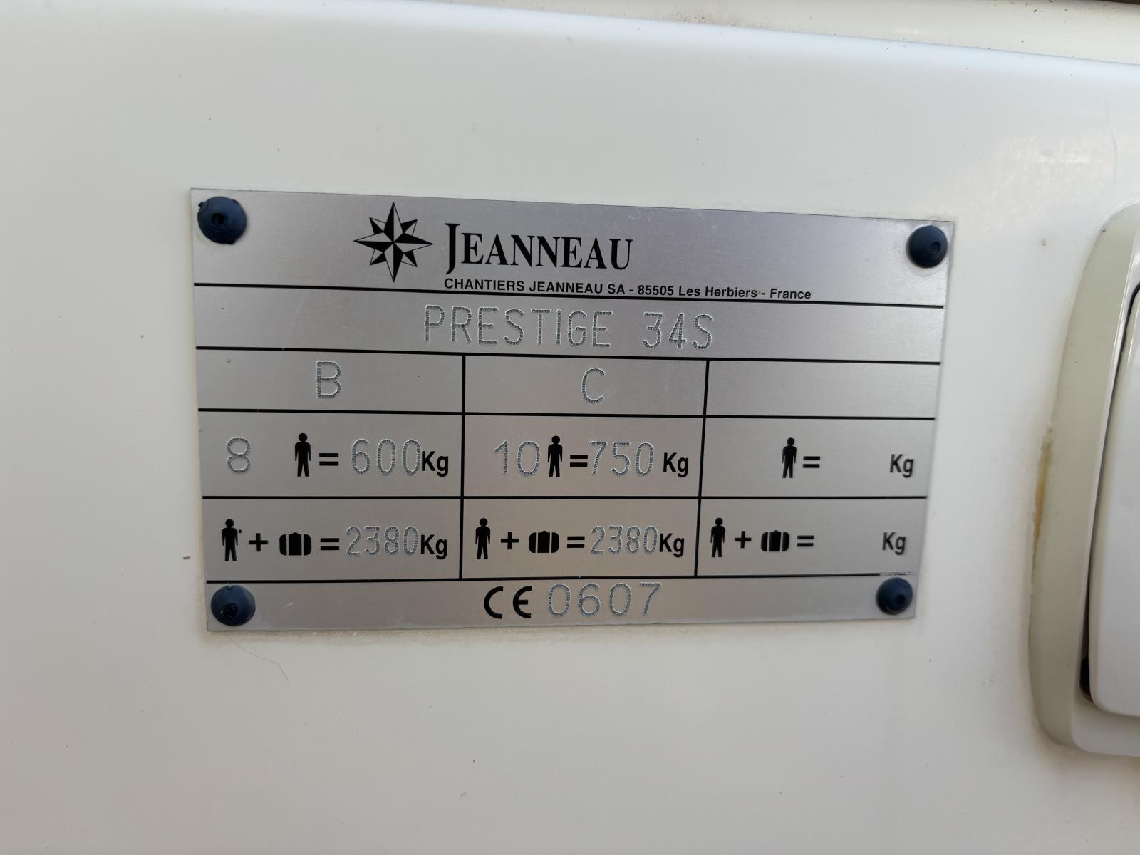 jeanneau_prestige_34_-_palavas_18_.jpg