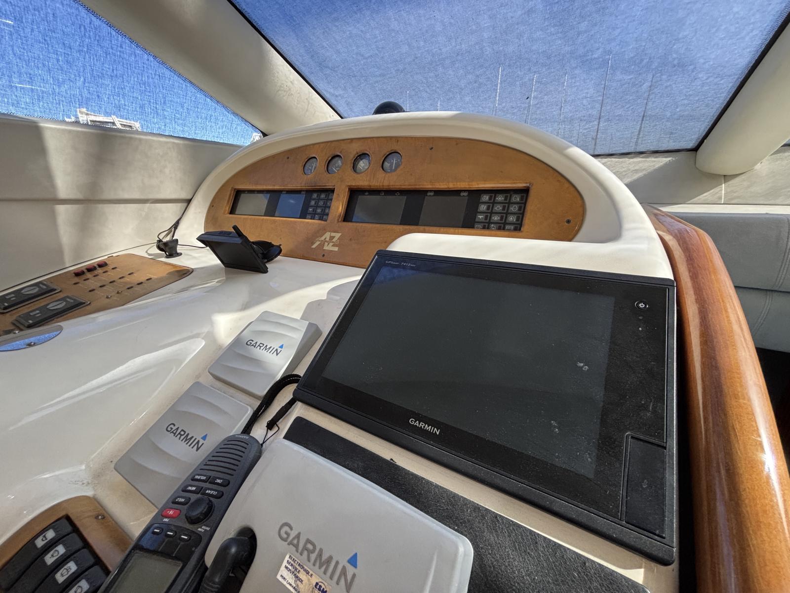 azimut_50_-_la_grande_motte_35_.jpg