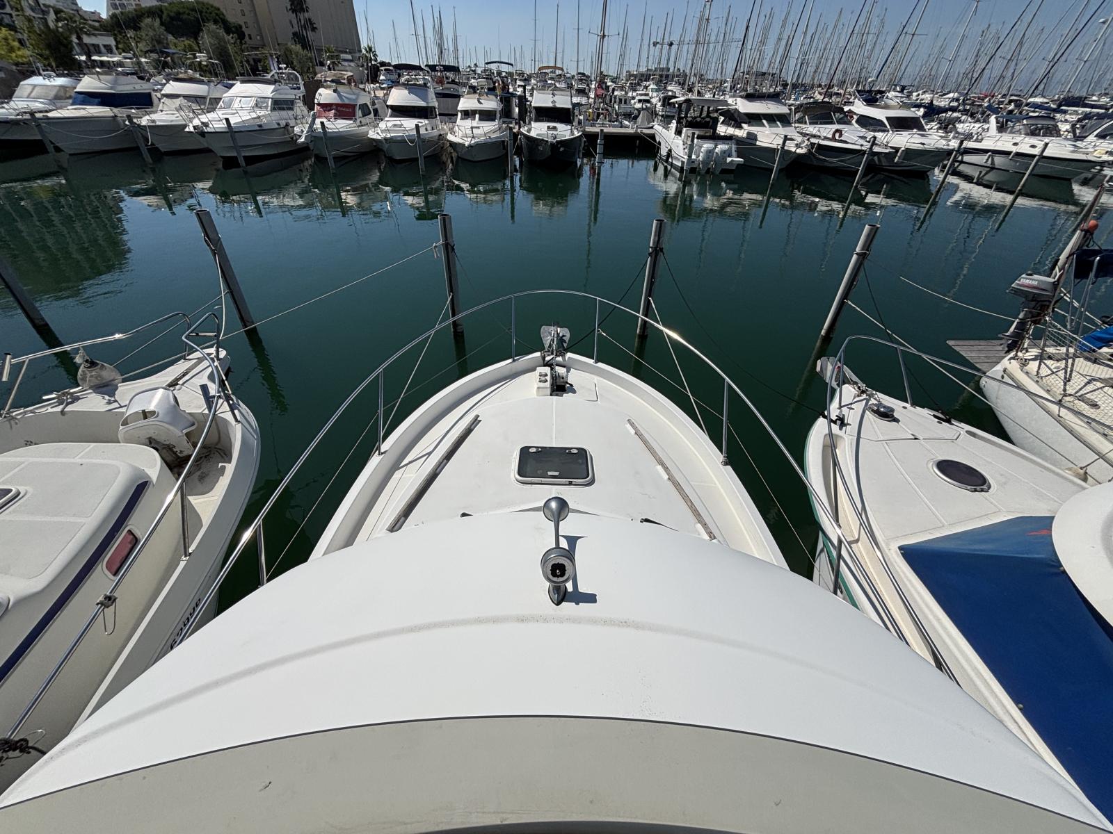 beneteau_antares_serie_9_-_la_grande_motte_9_.jpg